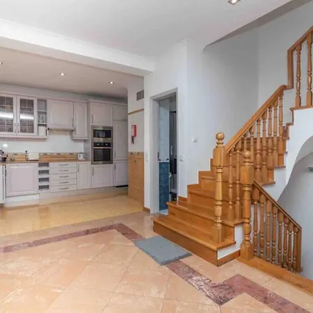 Villa #V3 Peaceful • Charming Vila, Near The Beach Albufeira